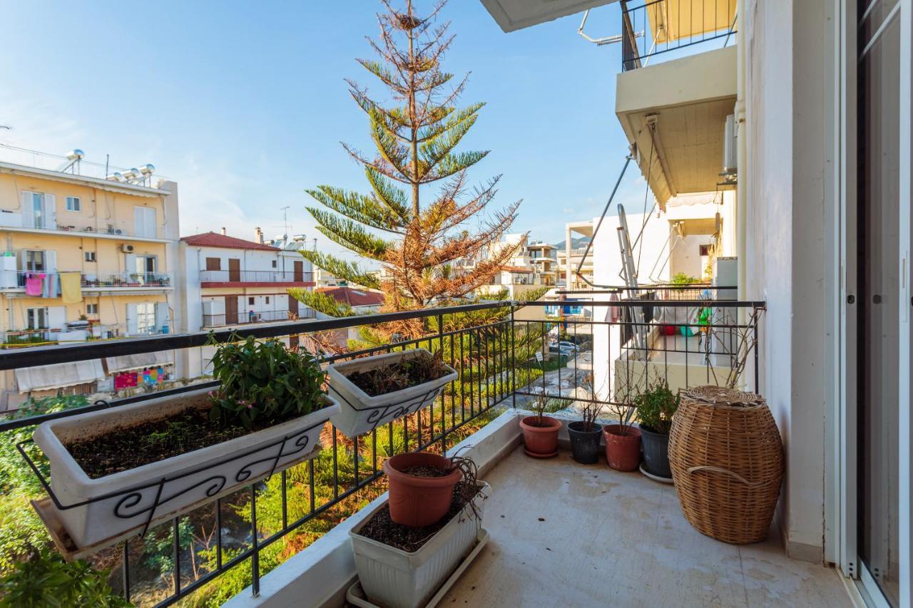 Bright Comfy Flat Near The Beach & The City Center Kalamata Ngoại thất bức ảnh
